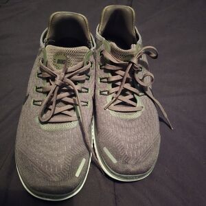 Nike Men's Olive Green Sneakers